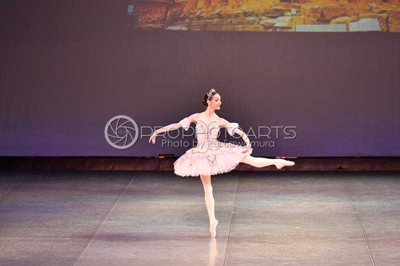 Façade Variation Pizziicato Sylvia – Lisa Maria British Ballet Arts ... Façade Variation Pizziicato Sylvia – Lisa Maria British Ballet Arts ...